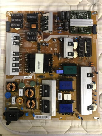 BN44-00713A Samsung UE65H6400AW použitý diel